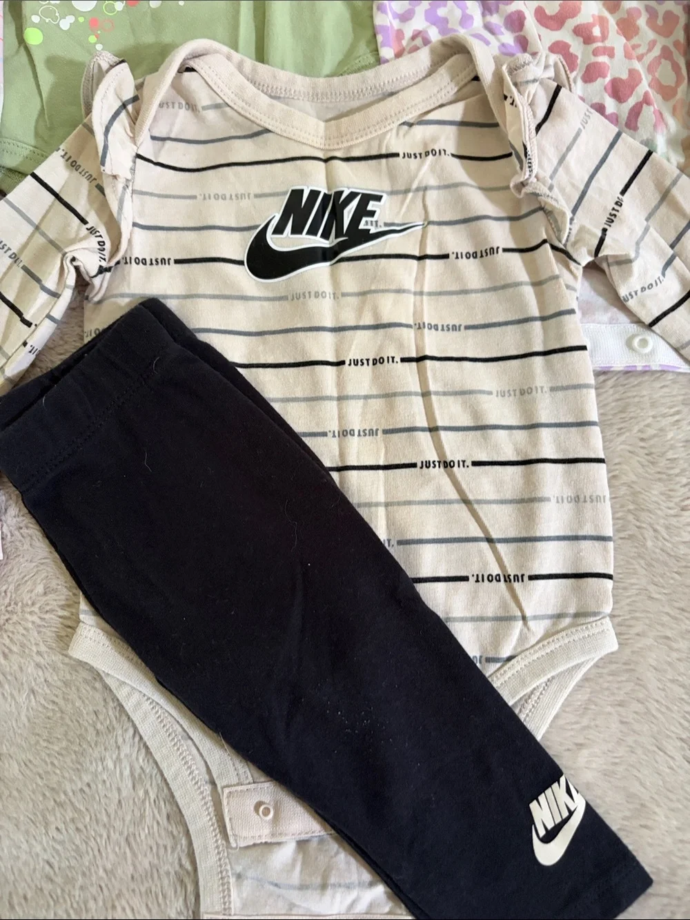 Nike Baby Set - Olive Green, Lavender, Peach, Mint & Gray